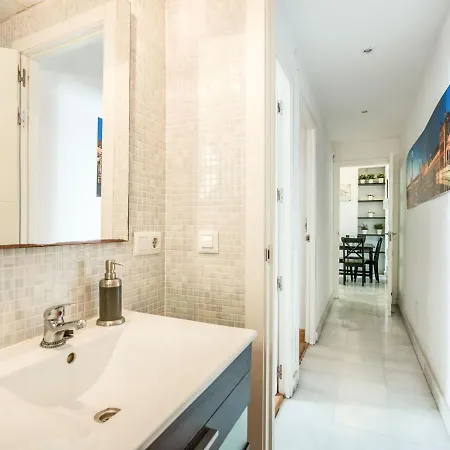 Holiday home Comfy In Near Town Centre