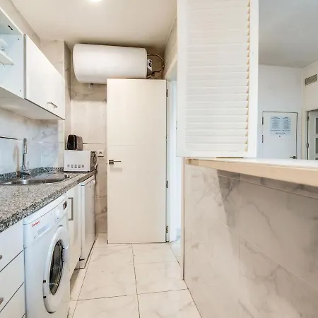 Comfy In Near Town Centre Holiday home *
